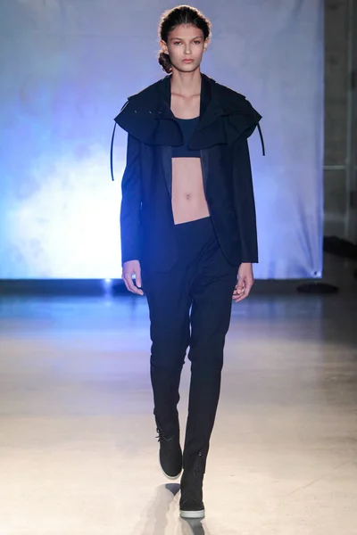 Look 24